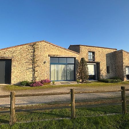 Chambres d'Hôtes Les laitières Beaurepaire  Exterior foto