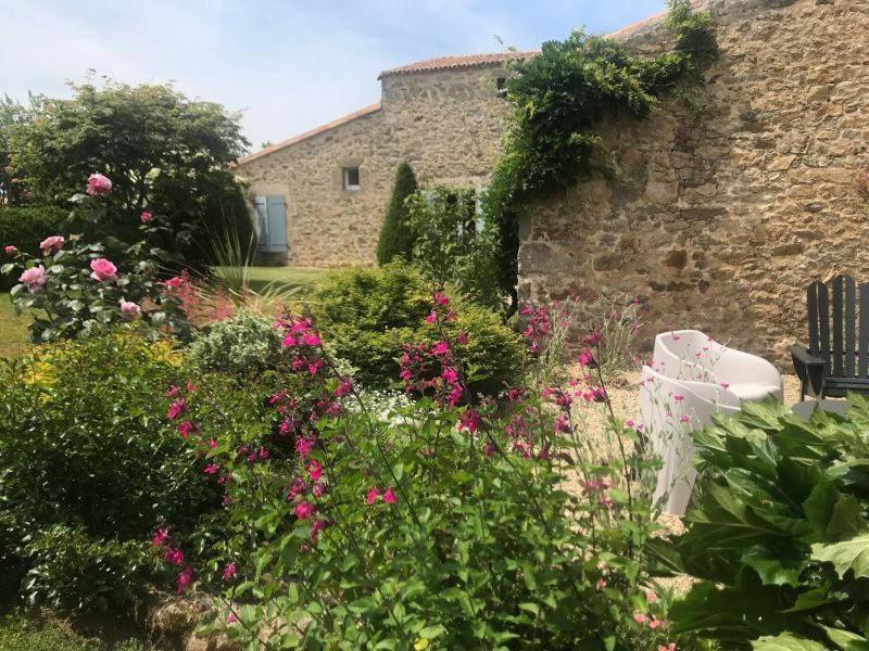 Chambres d'Hôtes Les laitières Beaurepaire  Exterior foto